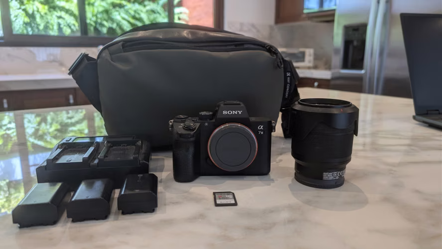 Camara sony a7 iii + accesorios