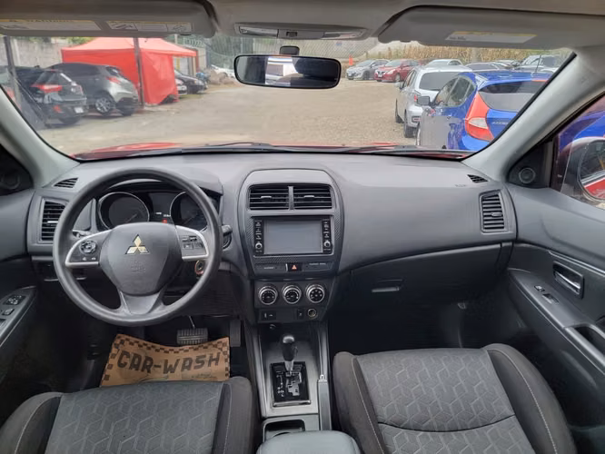 Mitsubishi Outlander Sport 2020