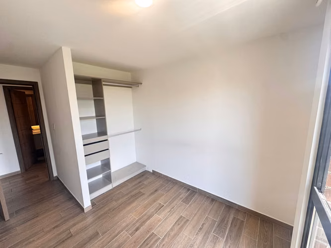 APARTAMENTO CON LÍNEA BLANCA EN ALQUILER EN PARQUE 14, ZONA 14 - Imagen 12