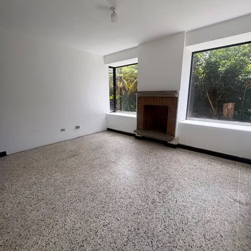 CASA PARA OFICINAS EN ALQUILER EN VISTA HERMOSA II, ZONA 15