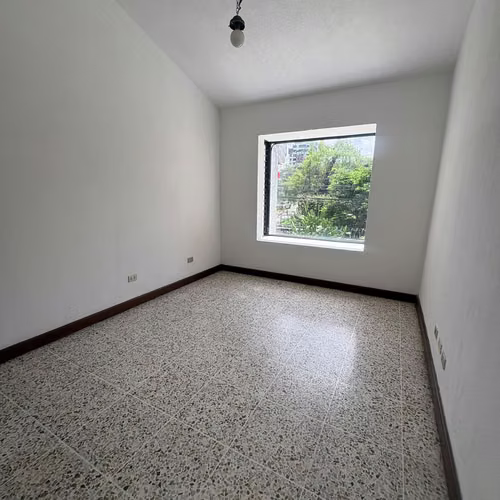 CASA PARA OFICINAS EN ALQUILER EN VISTA HERMOSA II, ZONA 15