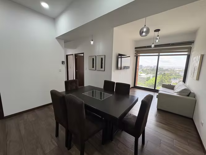 Zona 10 Edificio Brunelo apartamento Amueblado