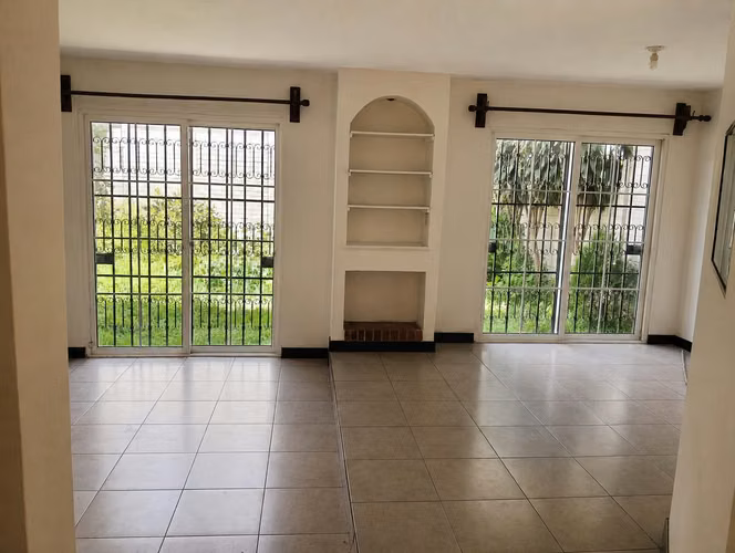 ALQUILO ZONA 16  RESIDENCIAL MONTESANO