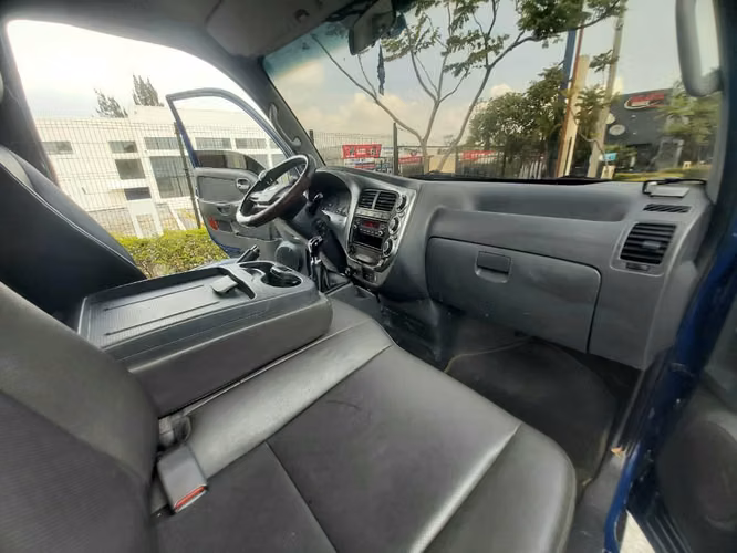 Camion kia bongo lll modelo 2018 1.2 (resortado)