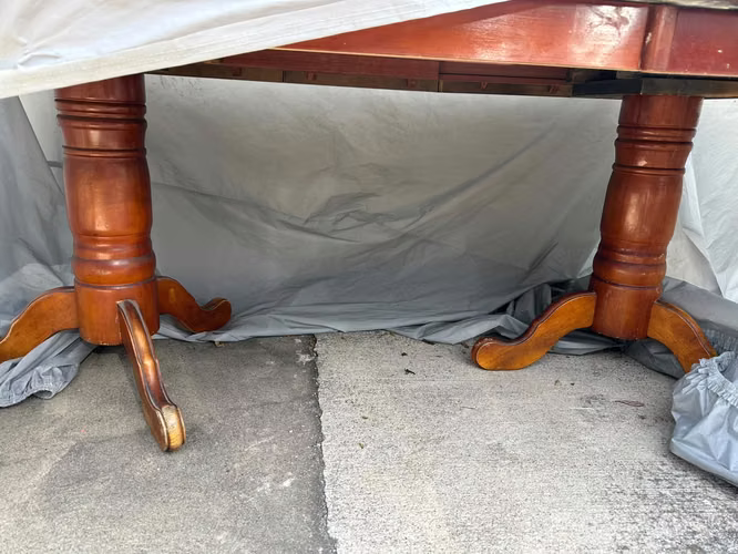 Comedor extensible usado para 6 personas madera de caoba