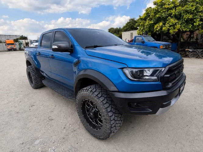 Ford Raptor 2021