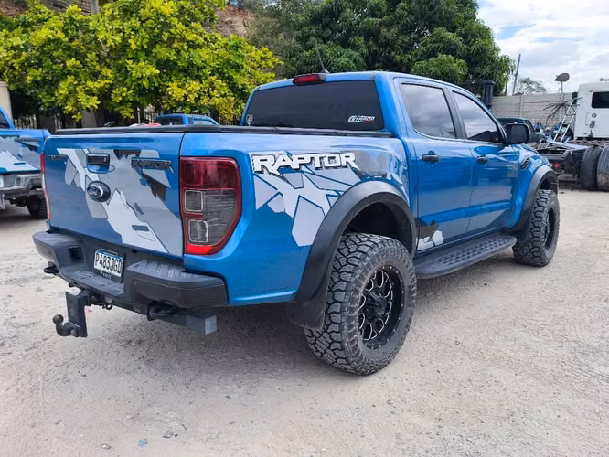 Ford Raptor 2021