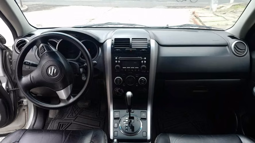 Vendo linda camioneta Suzuki Grand Vitara 2014 de agenia