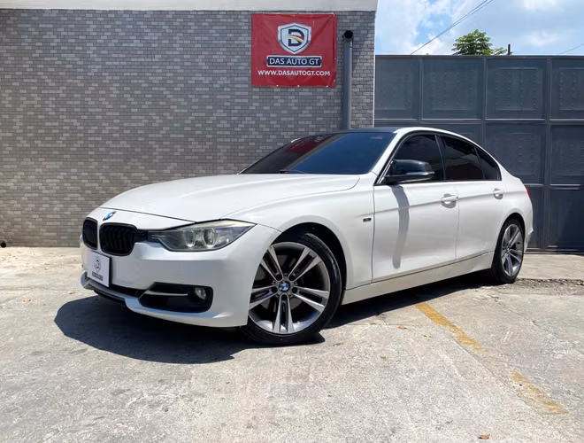 BMW 328i de Agencia Modelo 2013 - Imagen 7