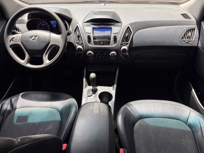 Hyundai Tucson de Agencia Modelo 2012