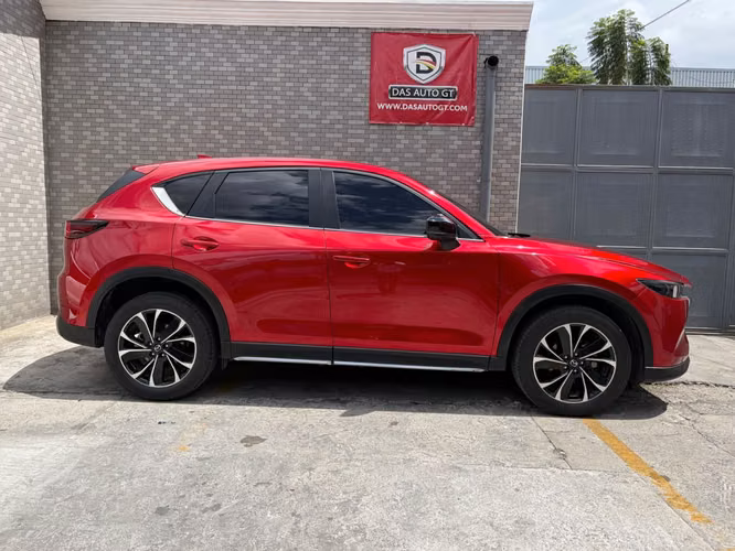 Mazda CX-5 New Ground de Agencia Modelo 2024