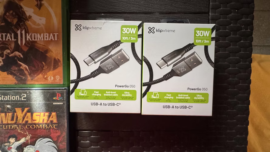 Xbox One con controles, accesorios y lote de juegos (PS2, PS3, Xbox)