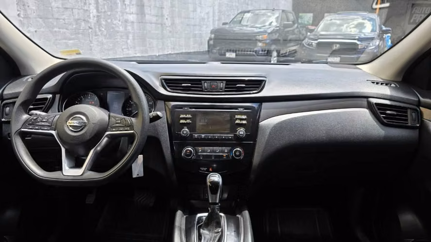 NISSAN ROGUE SPORT