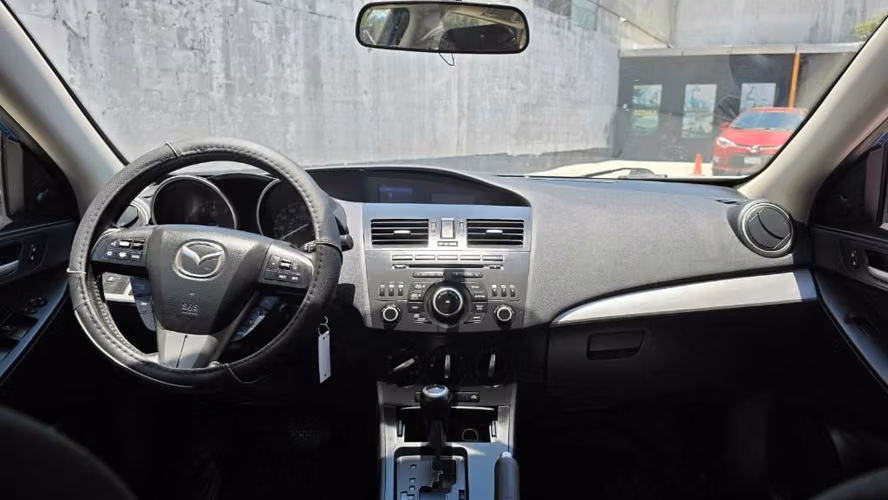 MAZDA 3 TOURING 2012