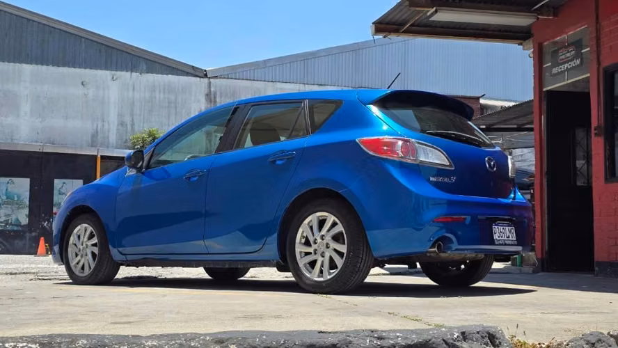 MAZDA 3 TOURING 2012