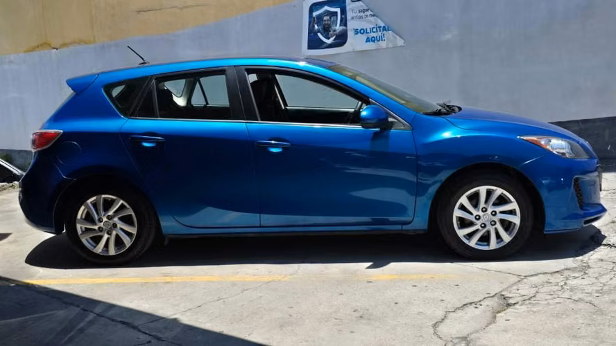 MAZDA 3 TOURING 2012