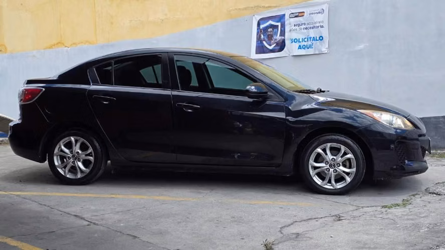 MAZDA 3 TOURING 2013