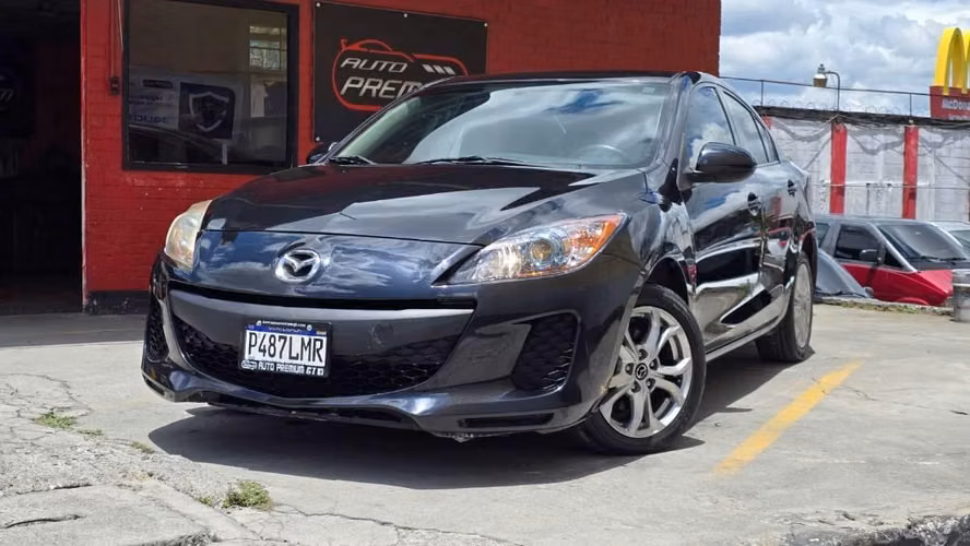 MAZDA 3 TOURING 2013