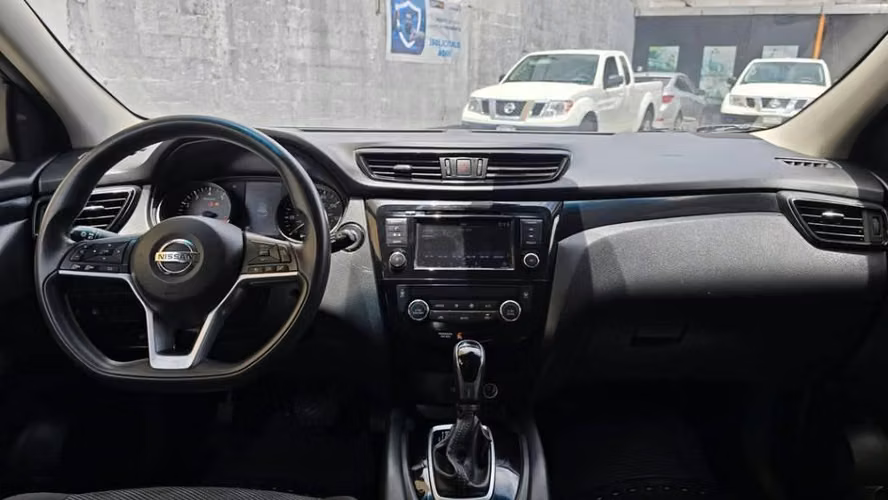 NISSAN ROGUE SPORT 2019