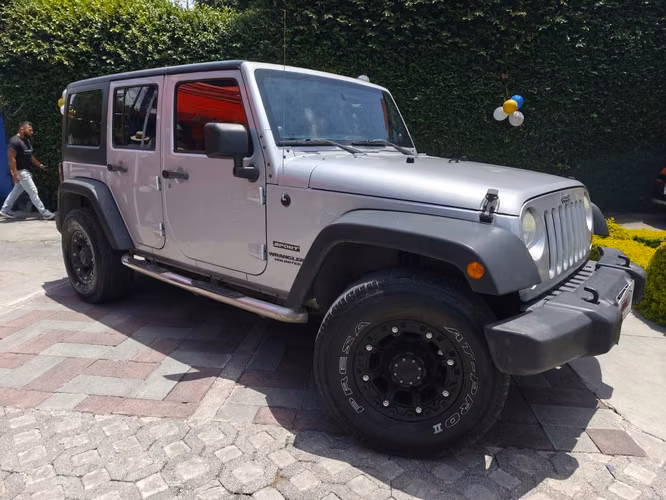 Jeep Wrangler Unlimited Sport 4wd Modelo 2012