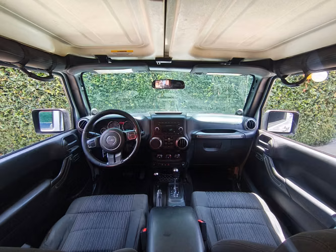 Jeep Wrangler Unlimited Sport 4wd Modelo 2012