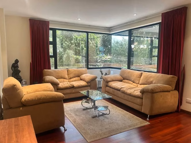 Apartamento Amueblado y Equipado en Renta Zona 14 Edificio Real de las Américas