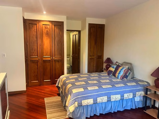 Apartamento Amueblado y Equipado en Renta Zona 14 Edificio Real de las Américas