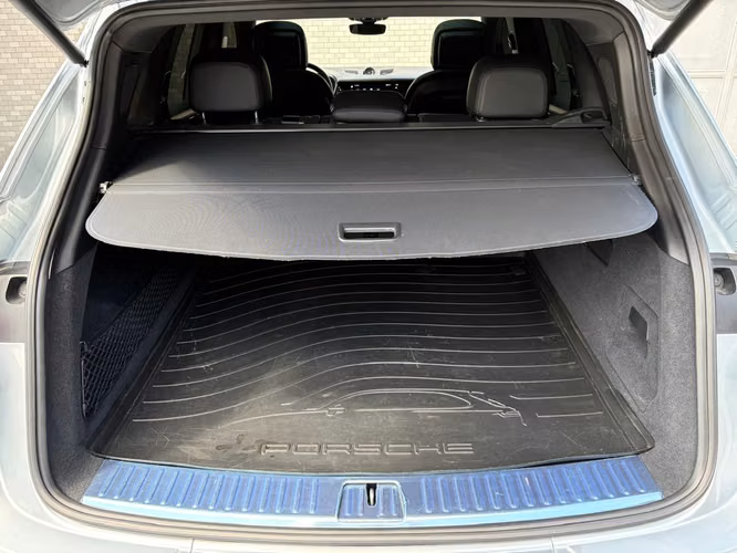 Porsche Cayenne de Agencia Modelo 2024