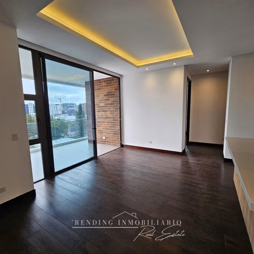 Apartamento en renta zona 14 edificio Echo de 2 habitaciones + 2 parqueos