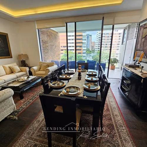 Apartamento en renta zona 14 amueblado edificio Echo 3 habitaciones + 3 parqueos