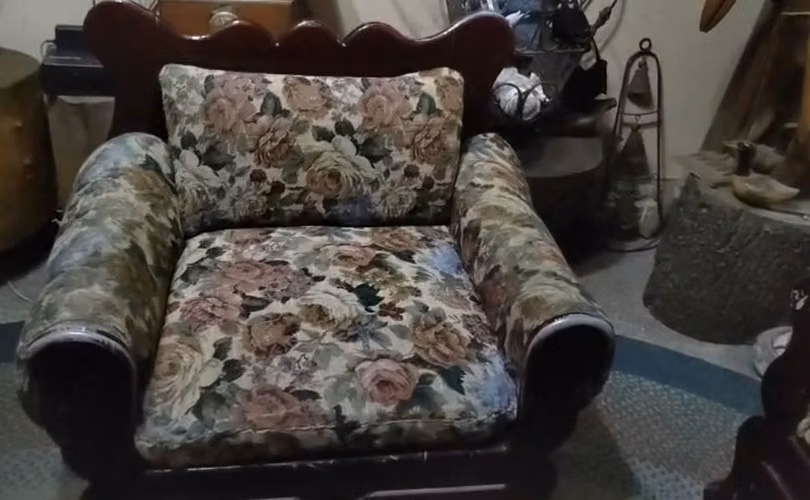 Vendo Amueblado Sala Madera Caoba en Mixco