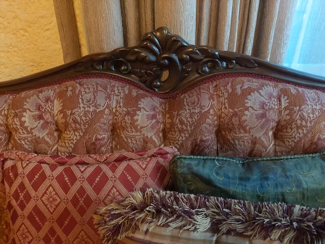 Vendo Amueblado de Sala Vintage Luis XV   por San Lucas Sacatepéquez