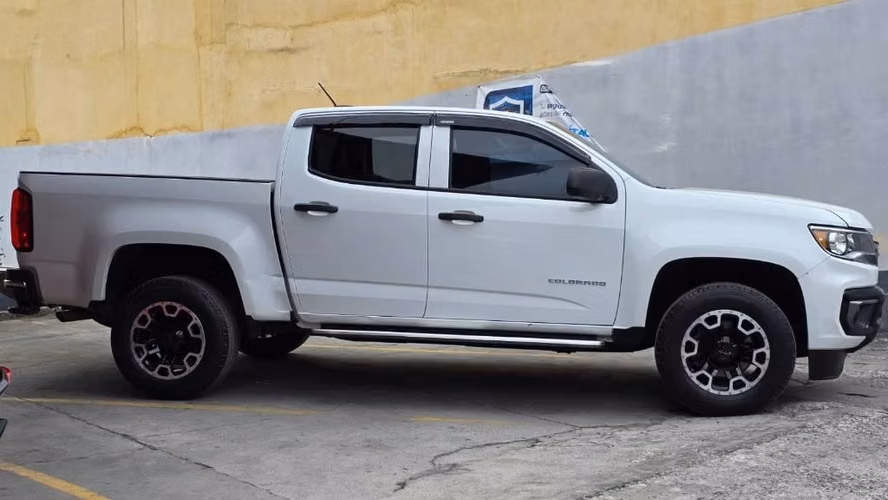 CHEVROLET COLORADO