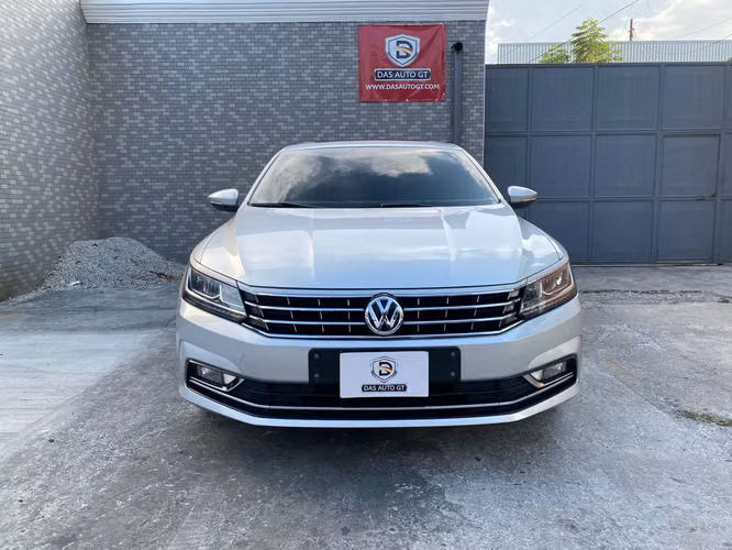 Volkswagen Passat de Agencia Modelo 2016