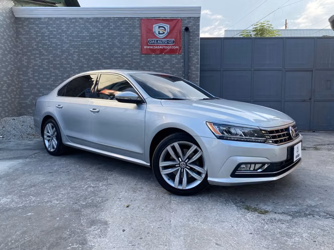 Volkswagen Passat de Agencia Modelo 2016