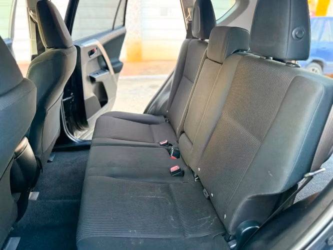 GANGA VENDO TOYOTA RAV LE 2017 - Imagen 3