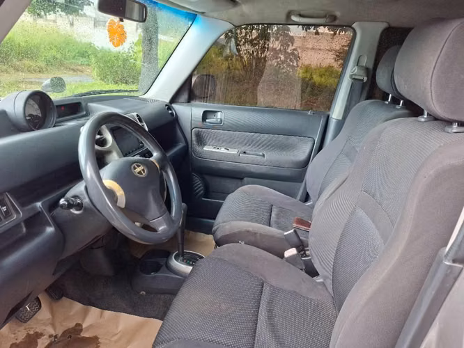 Scion xb 2005 automatica