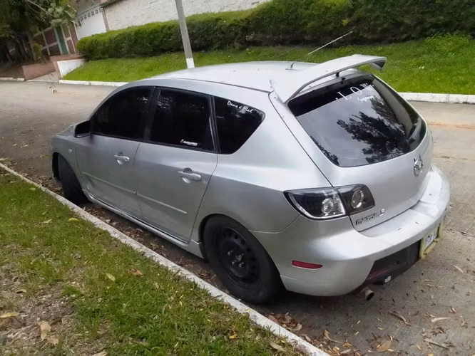 Mazda 3 2005