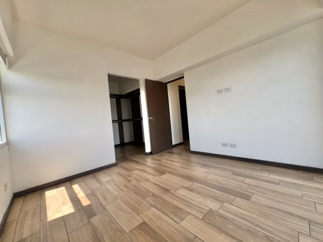 Alquiler apartamento zona 13 Torre Pamplona Q6,700 - Imagen 6