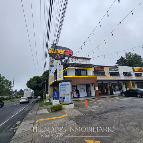 Commercial Space for Rent on Carretera a El Salvador, km 19, Plaza Novitá – Second Floor, Ideal for a Restaurant