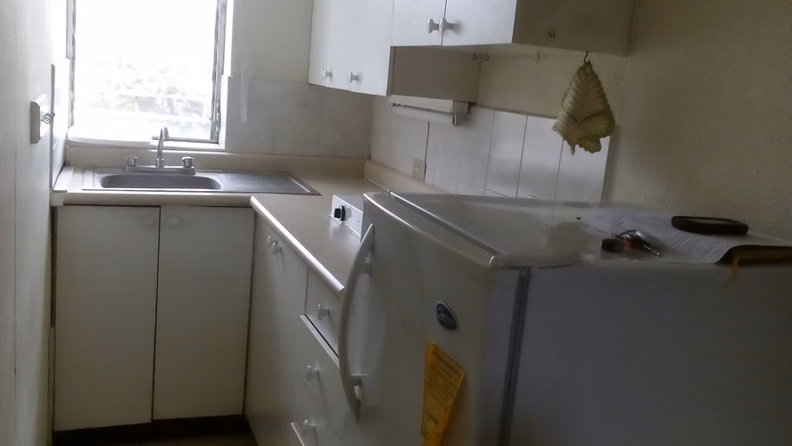 APARTAMENTO EQUIPADO CON SERVICIO DE LIMPIEZA EN RENTA ZONA 9 PARA UNA PERSONA - Imagen 3