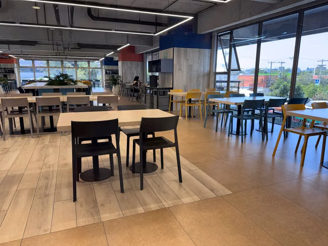 Alquiler de oficina HUB Reforma Centro Corporativo zona 9/ 36 mts/ $1,200