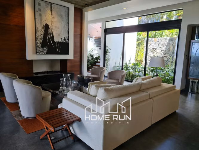 VENTA DE CASA EN SANTA CATARINA PINULA, BELLA Y MODERNA A 8 MINUTOS DE PRADERA ZONA 10 - Imagen 2