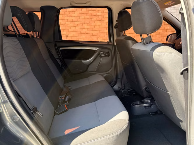 Renault Duster de Agencia Modelo 2016 - Imagen 13