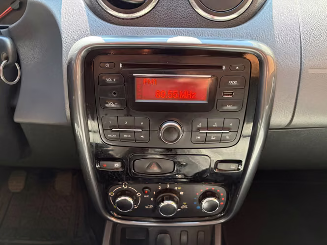 Renault Duster de Agencia Modelo 2016 - Imagen 16