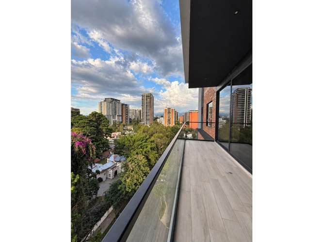 Apartamento en Renta Zona 10 - Imagen 12