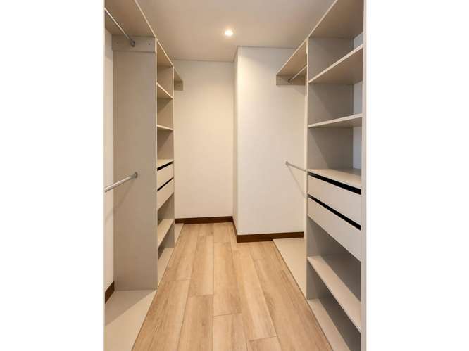 Apartamento en Renta Zona 10 - Imagen 10