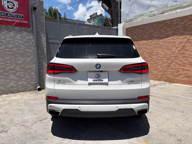 BMW X5 XDRIVE 30D de Agencia Modelo 2020 - Imagen 4
