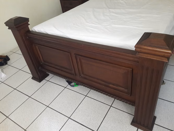 JUEGO DE DORMITORIO - Imagen 4