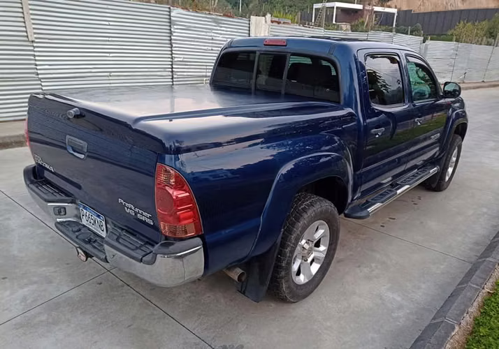TOYOTA TACOMA SR5 Prerunner Doble cabina - Imagen 2